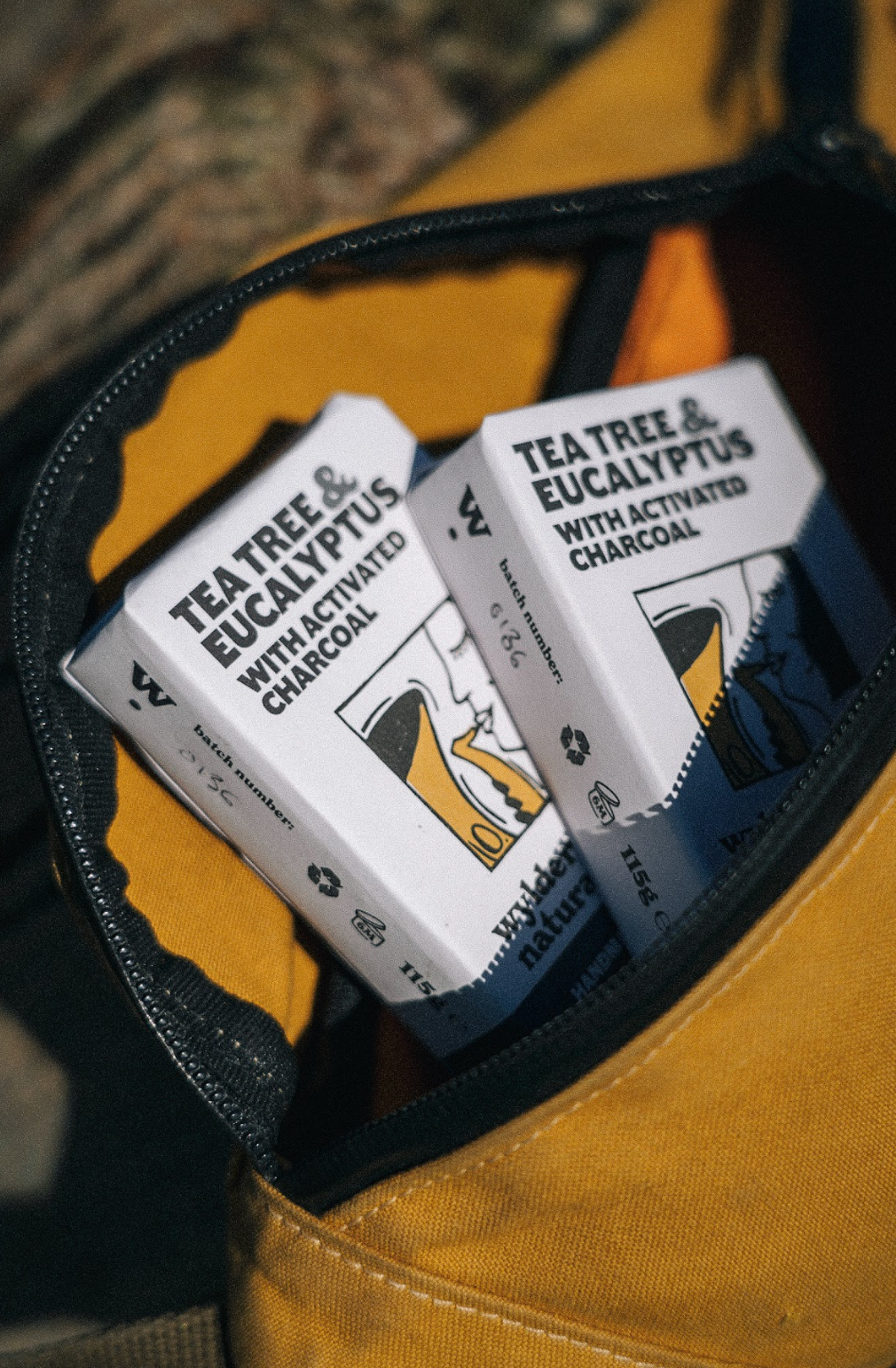 Wylder Naturals - Soap Bar - Tea Tree & Eucalyptus with Activated Charcoal