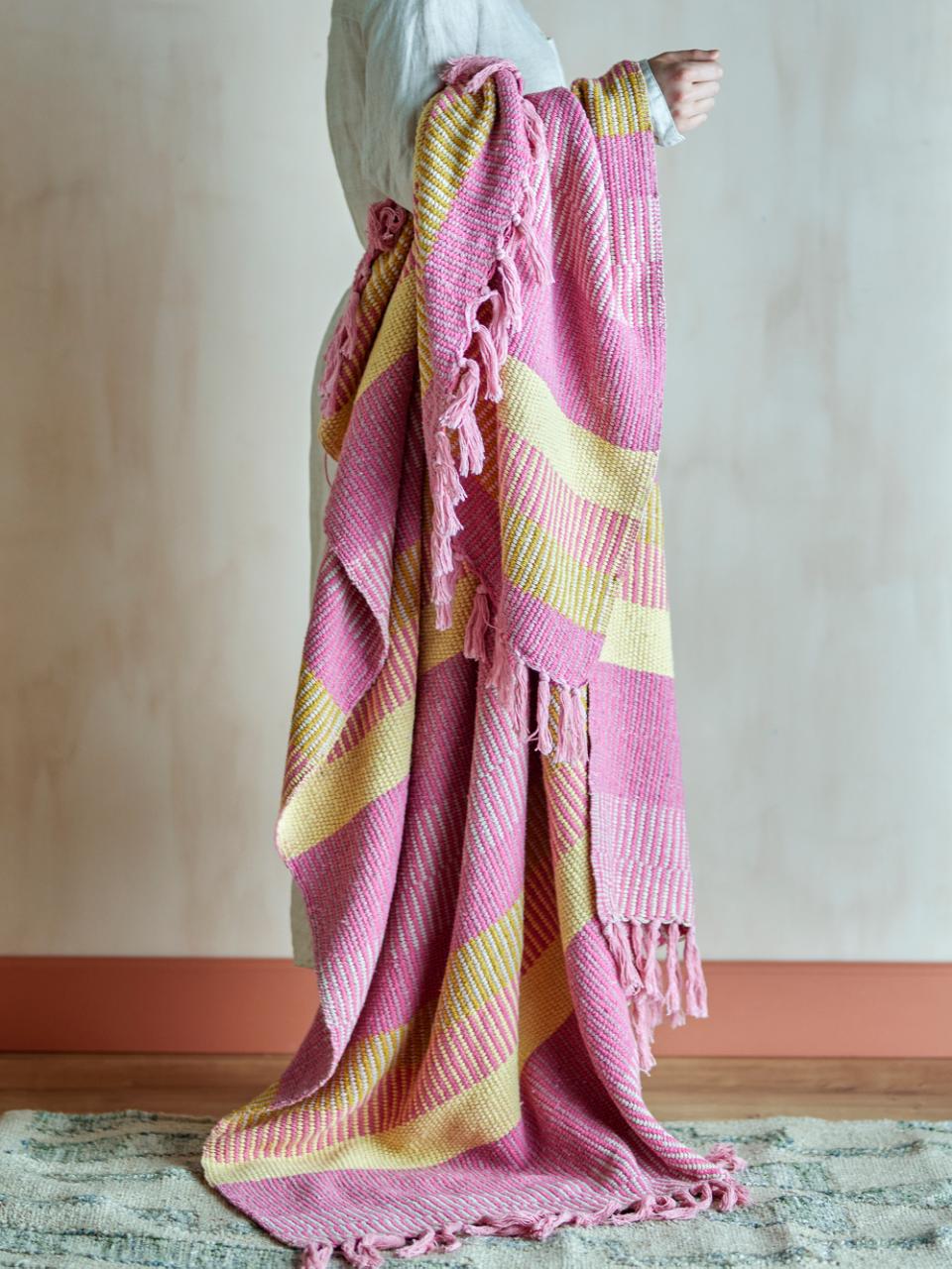 Bloomingville Recycled Cotton Throw Blanket - Isnel Pink
